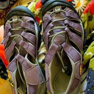 Keen sandal